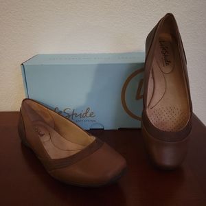 LifeStride Women's DejaVu Slip on